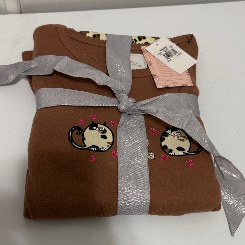 Brown Cat Print  Women Pajamas
